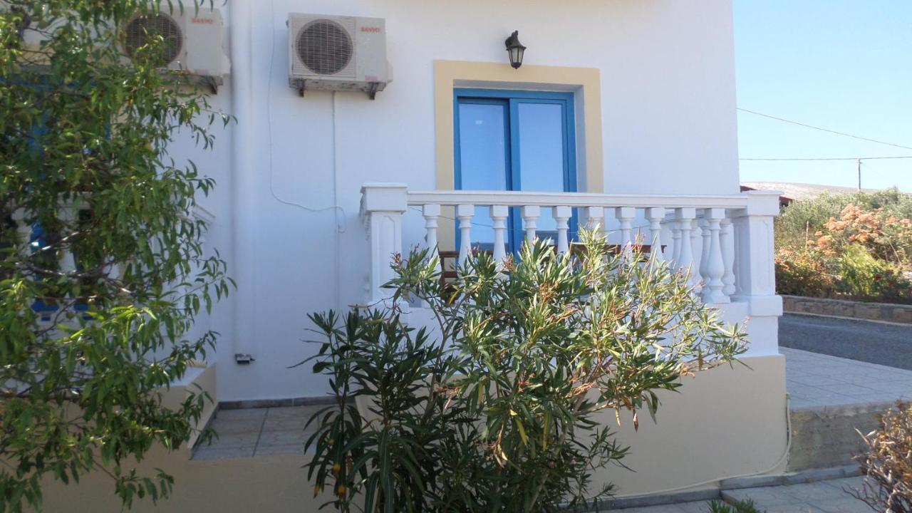 Aeriko Hotel Apartments Agia Marina  Zewnętrze zdjęcie