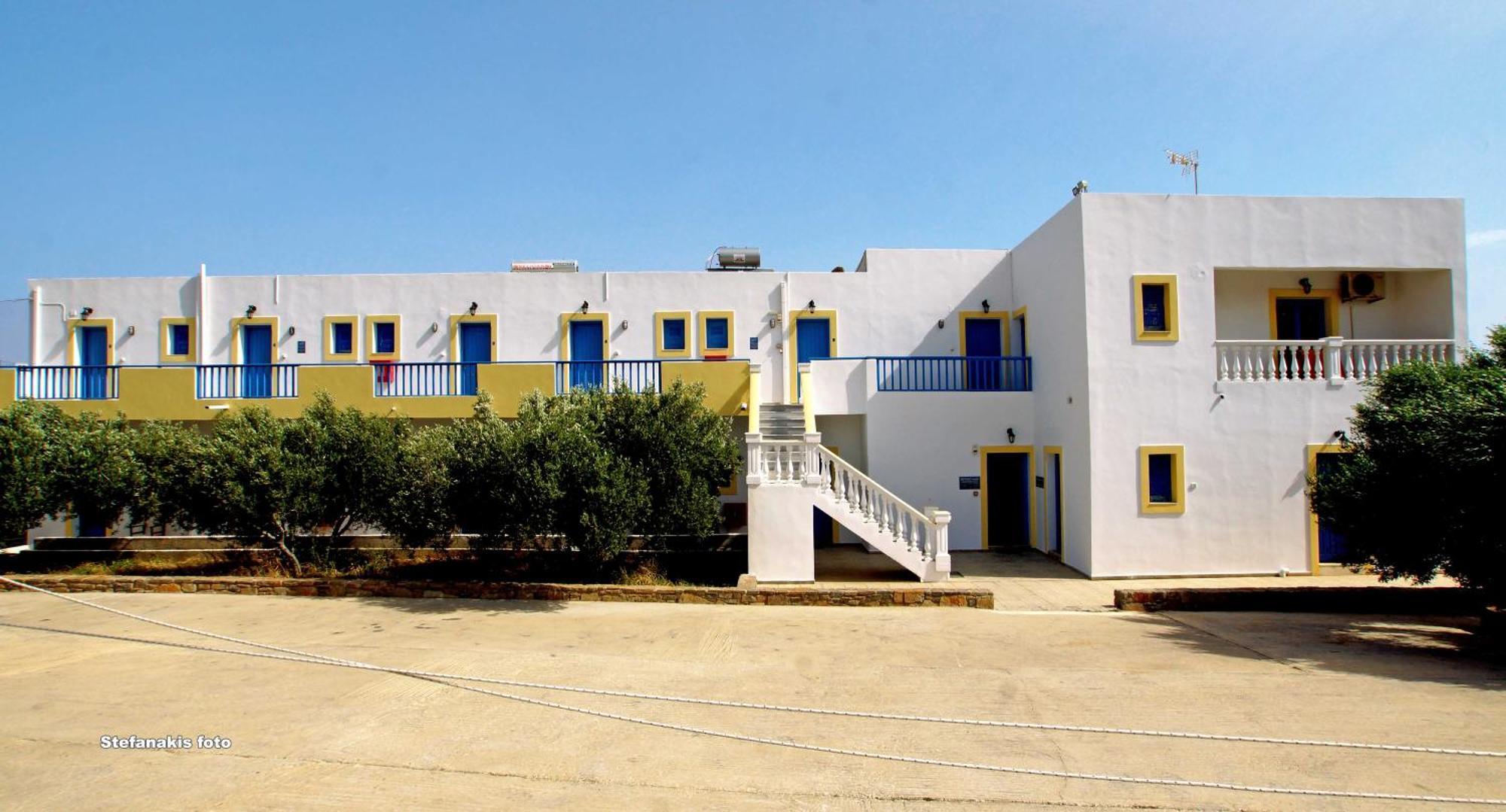 Aeriko Hotel Apartments Agia Marina  Zewnętrze zdjęcie