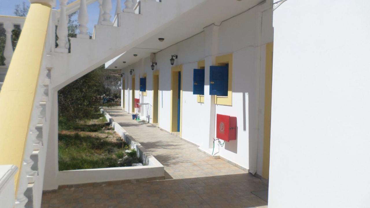 Aeriko Hotel Apartments Agia Marina  Zewnętrze zdjęcie